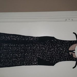 Nude/Cream and black dress. XXL. Stretch!